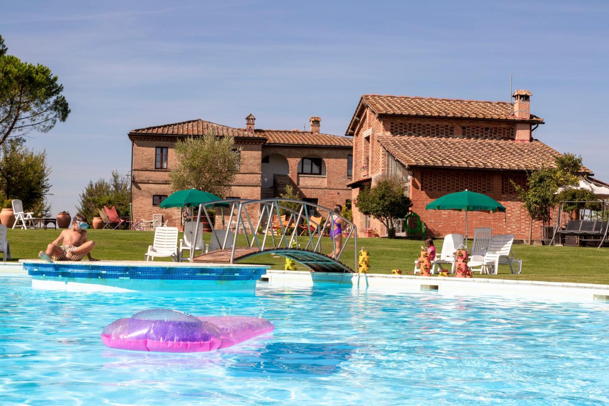 Casavacanze Vesta Isola d'Arbia Exterior foto