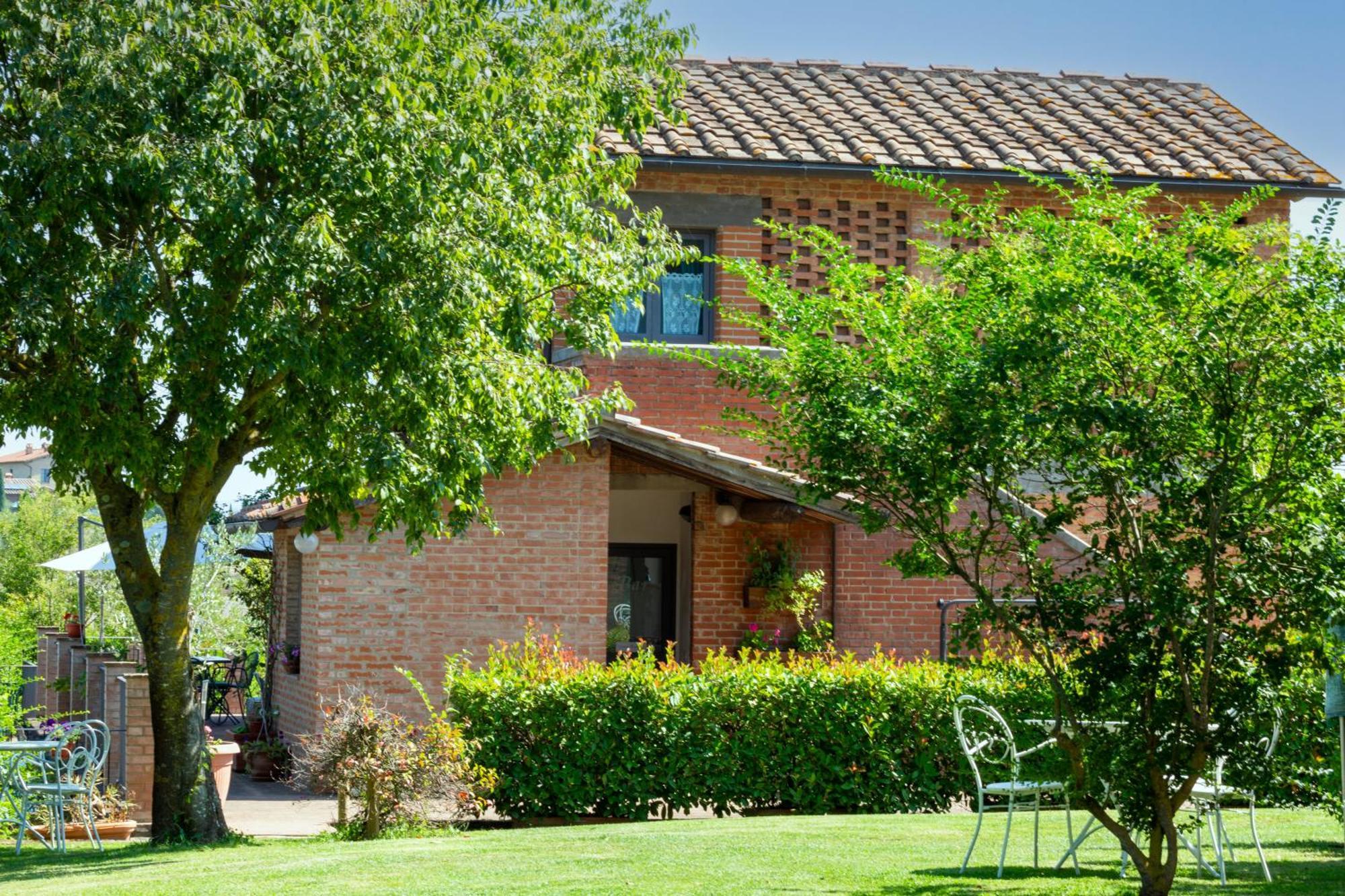 Casavacanze Vesta Isola d'Arbia Exterior foto